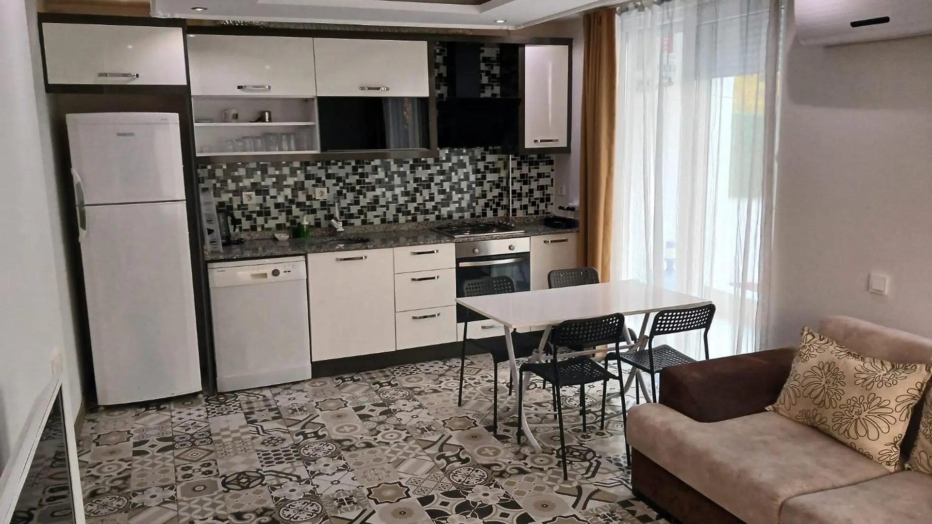 The Nar Suit Apart Antalya 0*,